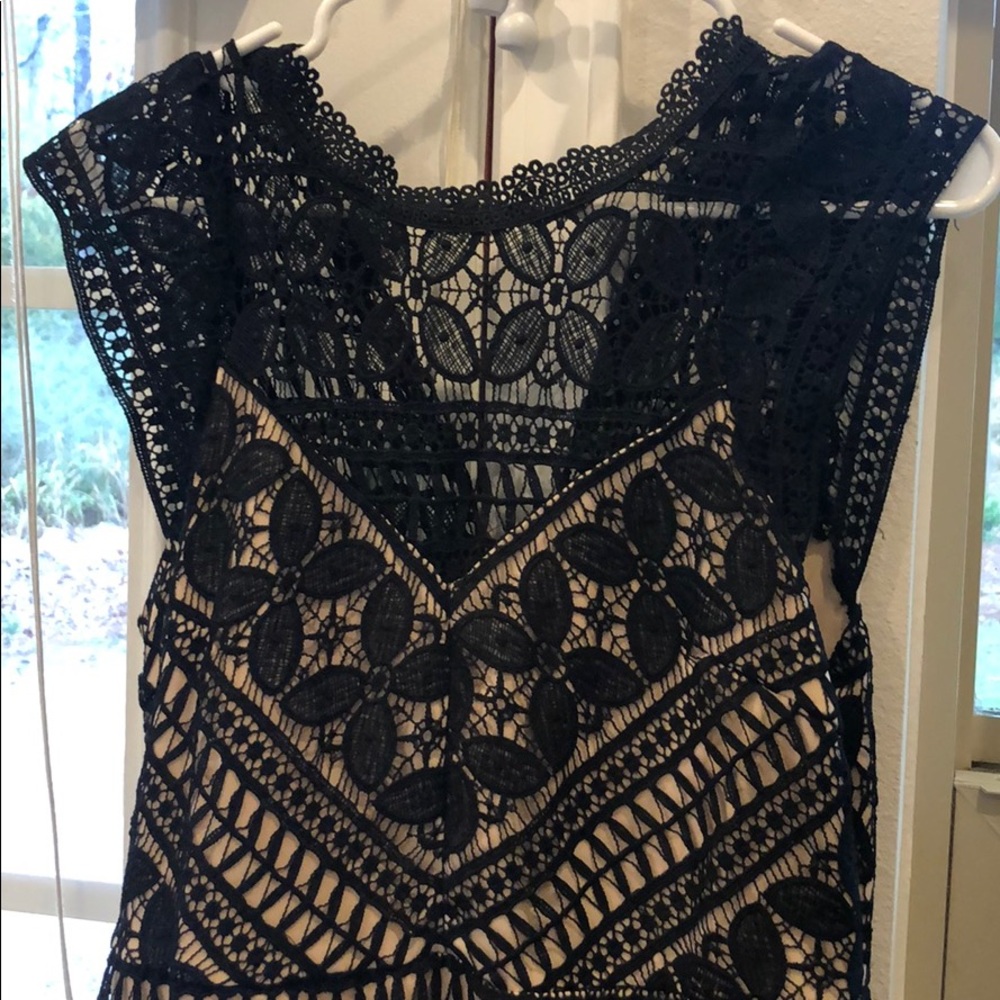 Dress - Picture 3 of 7